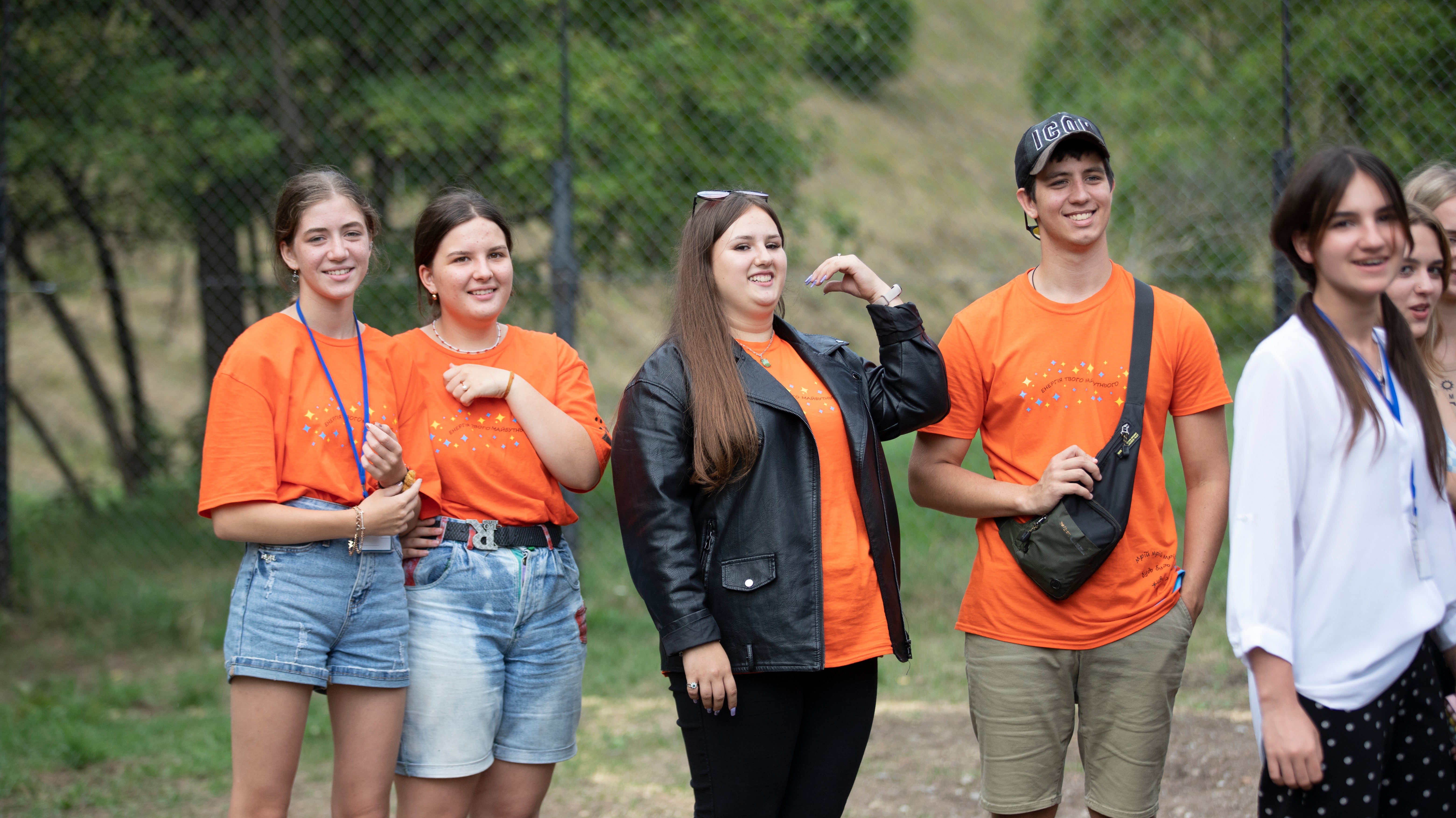 Maria with team of peer-to-peer trainers © UNFPA Ukraine