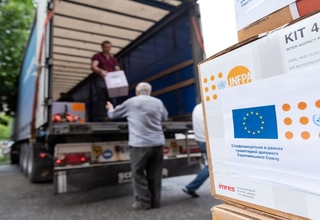 ЄС та UNFPA доставили медичне обладнання та препарати в чотири перинатальні центри в Україні