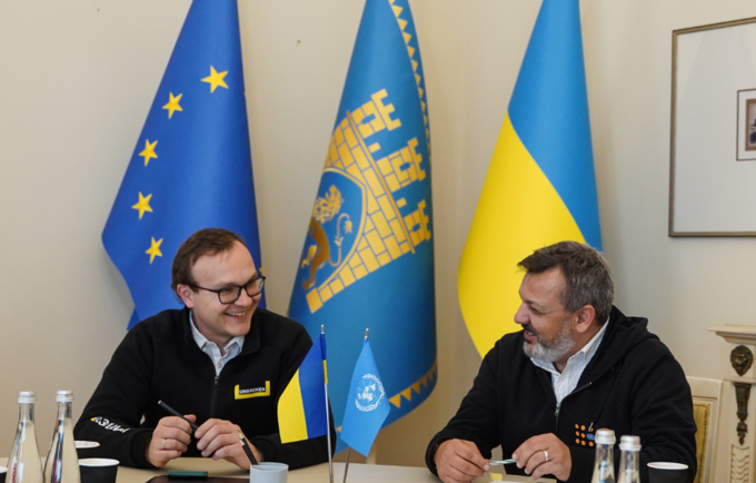 Массімо Діана, представник UNFPA в Україні та Андрій Москаленко, перший заступник міського голови Львова