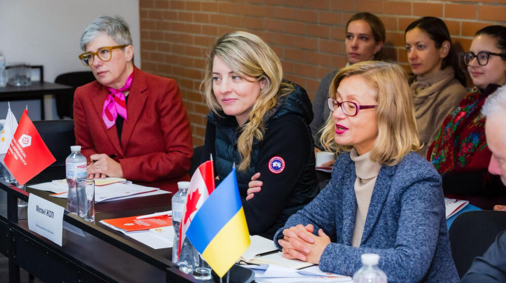 Minister of Foreign Affairs of Canada Melanie Joly meets with representatives of specialised services supported by UNFPA in Cher