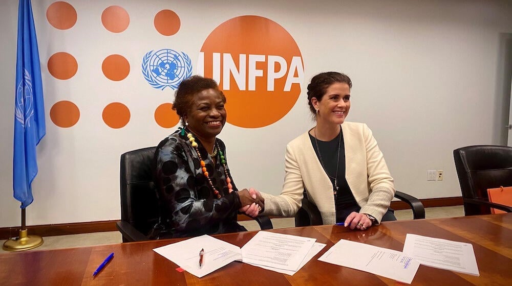 In 2022, Iceland increases its support to UNFPA to safeguard women and girls’ rights. In April, Iceland’s Minister for Foreign A